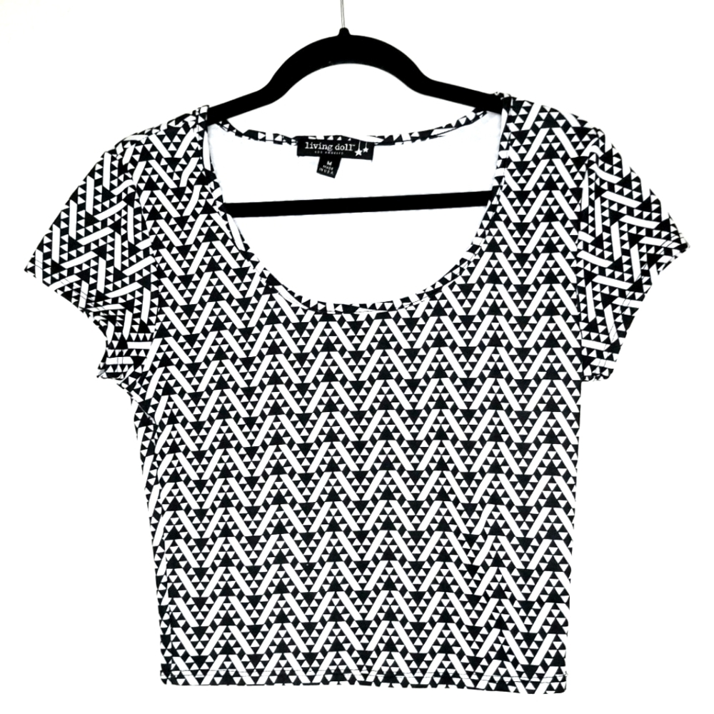 Cropped T-shirt by Living Doll, black and white geometric print.